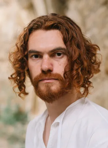 Deniz Kaya — Yaratıcı Direktör